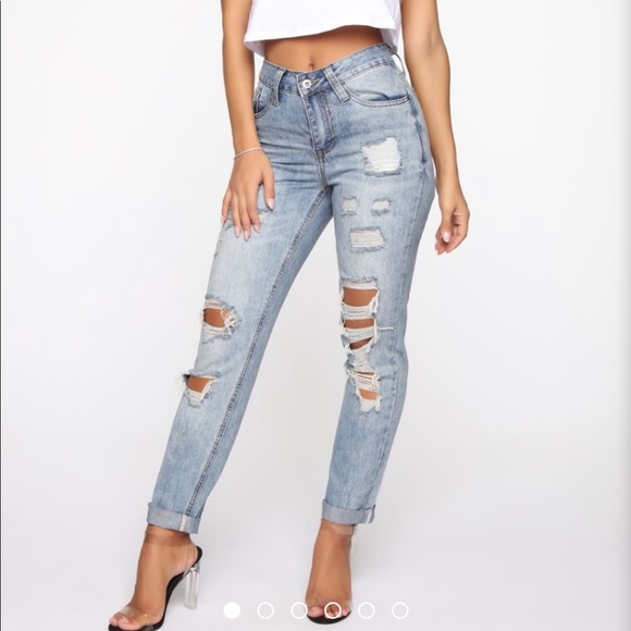Fashion Nova Lesson Learned Distressed Jean - Picture 1 of 4